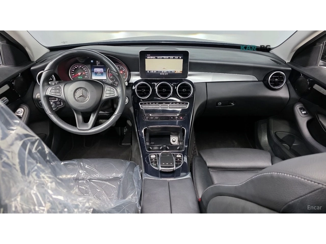Mercedes-Benz C 200 КОЖА* НАВИ* ПАНО* КАМЕРА - автомобили, коли, обяви за нови и употребявани 4