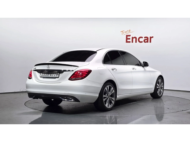 Mercedes-Benz C 200 C200 Avantgarde | HUD | MEMORY | Панорама - автомобили, коли, обяви за нови и употребявани 1