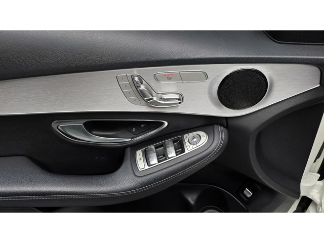 Mercedes-Benz C 200 C200 Avantgarde | HUD | MEMORY | Панорама - автомобили, коли, обяви за нови и употребявани 13