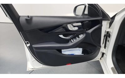Mercedes-Benz C 200 - автомобили, коли, обяви за нови и употребявани 8