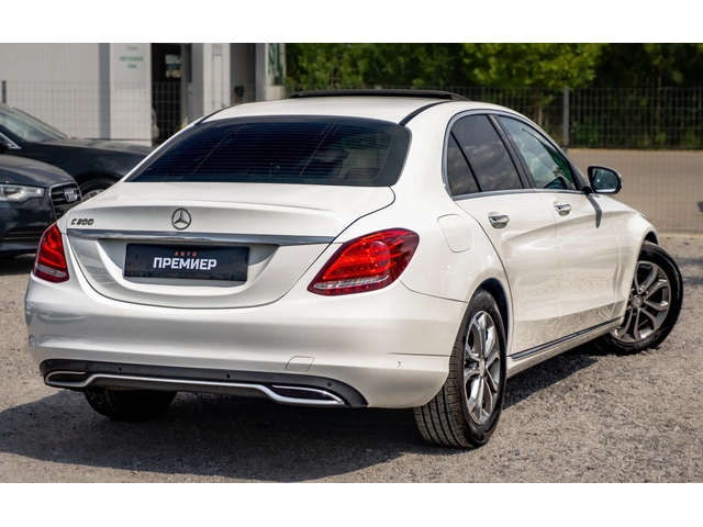 Mercedes-Benz C 200 КАТО НОВА-121, 615 КМ! - автомобили, коли, обяви за нови и употребявани 3