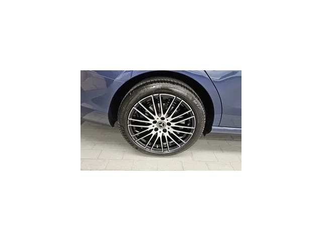 Mercedes-Benz C 200 - автомобили, коли, обяви за нови и употребявани 3