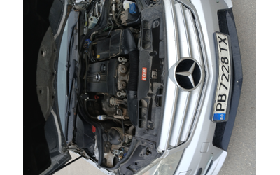 mercedes-benz-c-200-avangard - 5