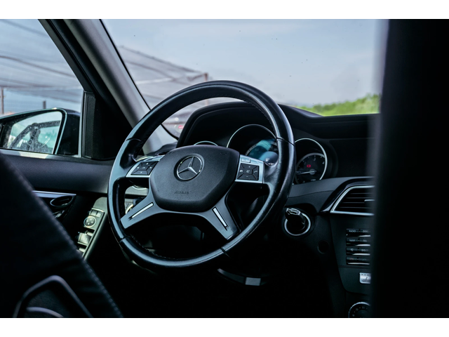 Mercedes-Benz C 220 CDI - FACELIFT - 6M ГАРАНЦИЯ - РЕАЛНИ КИЛОМЕТРИ! - автомобили, коли, обяви за нови и употребявани 11