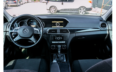 Mercedes-Benz C 220 CDI - FACELIFT - 6M ГАРАНЦИЯ - РЕАЛНИ КИЛОМЕТРИ! - автомобили, коли, обяви за нови и употребявани 9