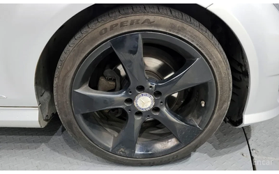 mercedes-benz-c-220 - 4