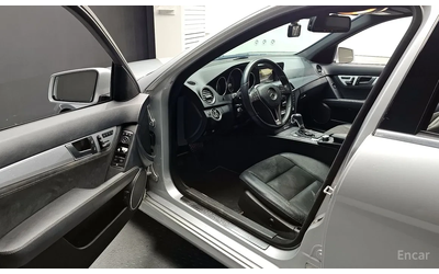 Mercedes-Benz C 220 C-Class W205 C220 CDI 4MATIC Edition C - автомобили, коли, обяви за нови и употребявани 9