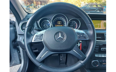 mercedes-benz-c-220 - 5