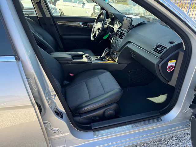 Mercedes-Benz C 220 -CDI-NAVI-XENON-AVTOMAT - автомобили, коли, обяви за нови и употребявани 12