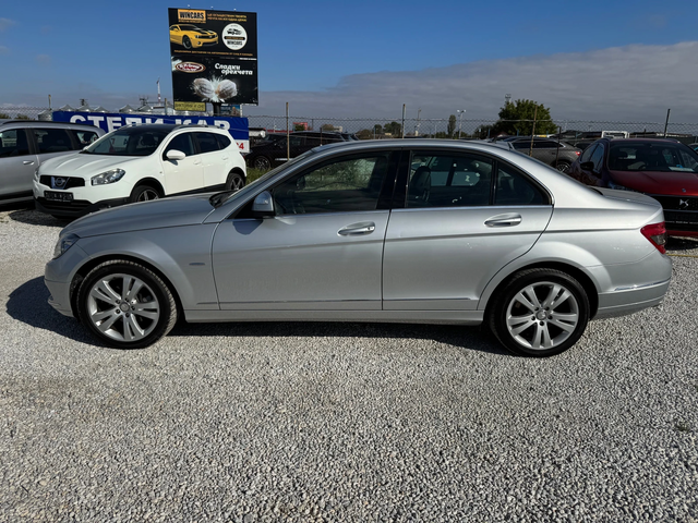 Mercedes-Benz C 220 -CDI-NAVI-XENON-AVTOMAT - автомобили, коли, обяви за нови и употребявани 1