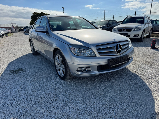 Mercedes-Benz C 220 -CDI-NAVI-XENON-AVTOMAT - автомобили, коли, обяви за нови и употребявани 6