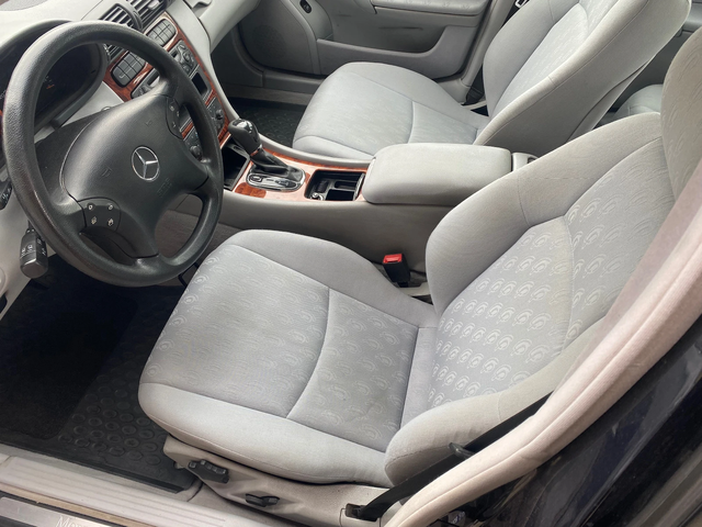 Mercedes-Benz C 220 CDI avtomat - автомобили, коли, обяви за нови и употребявани 7