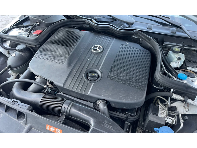 Mercedes-Benz C 220 cdi 170к.с., 6ск., нави, климатр., мулти, евро5, И - автомобили, коли, обяви за нови и употребявани 11