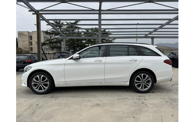 mercedes-benz-c-220 - 1