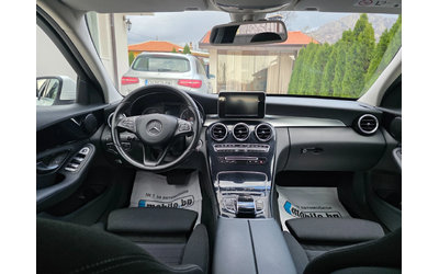 Mercedes-Benz C 220 2.2 CDI 4-MATIC AVTO - автомобили, коли, обяви за нови и употребявани 9