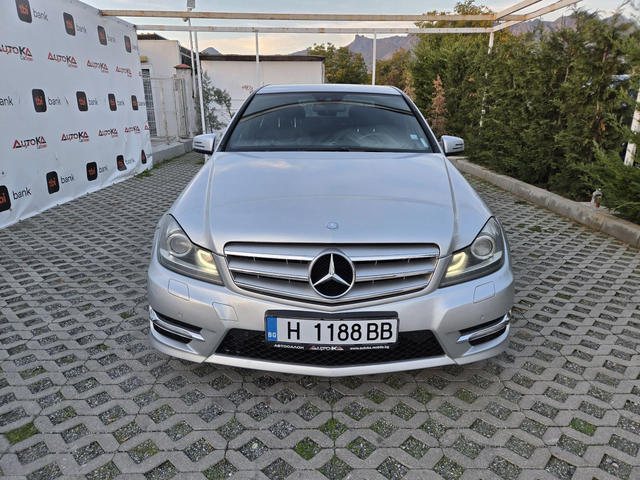 Mercedes-Benz C 220 2.2CDI-170кс= АВТОМАТ= AMG LINE= FACELIFT= ПОДГРЕВ - автомобили, коли, обяви за нови и употребявани 0