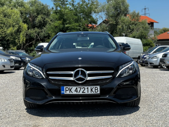 Mercedes-Benz C 220 2.2D 170kc. Сервизна история Теглич Е6 - автомобили, коли, обяви за нови и употребявани 1