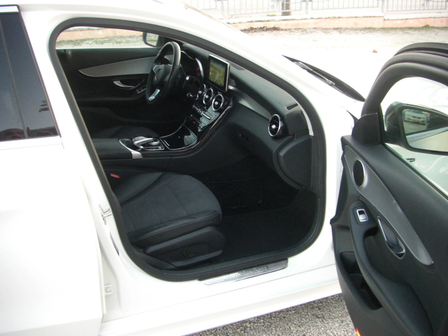 Mercedes-Benz C 220 cdi ///AMG Edition EURO 6B - автомобили, коли, обяви за нови и употребявани 14