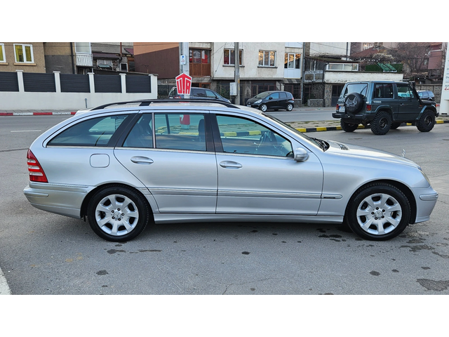 Mercedes-Benz C 220 CDI FACELIFT/NAVIG/6skorost/ELEGANCE - автомобили, коли, обяви за нови и употребявани 4