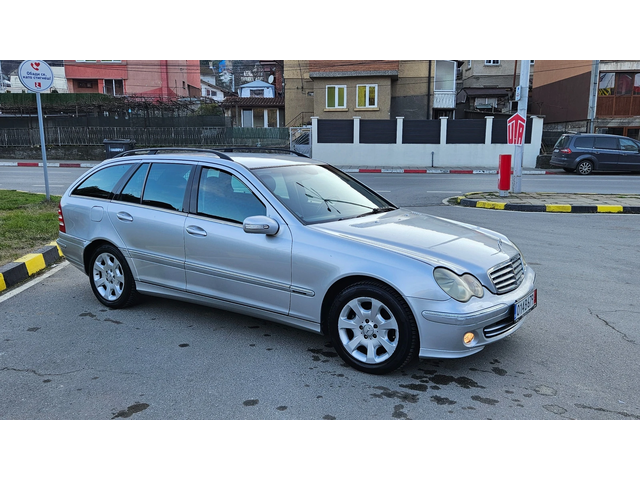 Mercedes-Benz C 220 CDI FACELIFT/NAVIG/6skorost/ELEGANCE - автомобили, коли, обяви за нови и употребявани 5