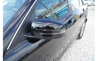 Mercedes-Benz C 220 Перфектен/Обслужен - автомобили, коли, обяви за нови и употребявани 7