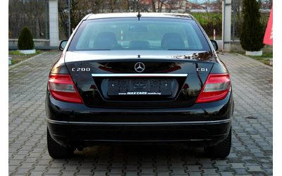 mercedes-benz-c-220 - 5