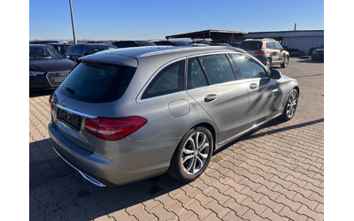 mercedes-benz-c-220 - 5