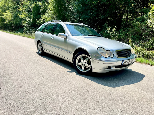 Mercedes-Benz C 220 - автомобили, коли, обяви за нови и употребявани 6