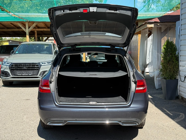 Mercedes-Benz C 220 4Matic* СЕРВИЗНА КНИЖКА С ПЪЛНА ИСТОРИЯ В МЕРЦЕДЕС - автомобили, коли, обяви за нови и употребявани 5