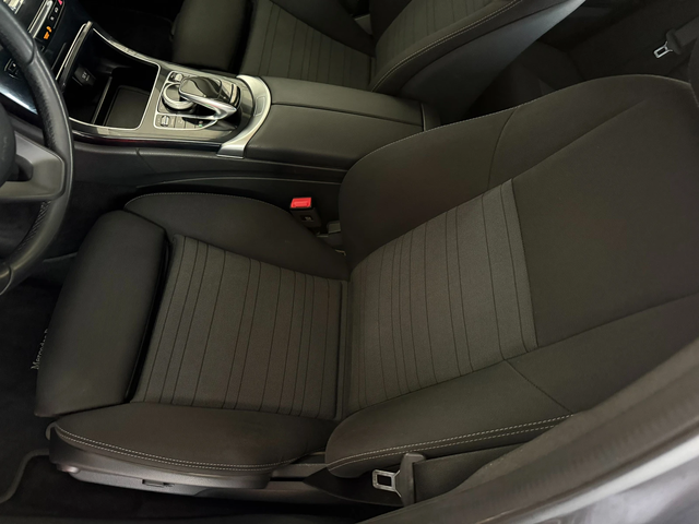 Mercedes-Benz C 220 4Matic* СЕРВИЗНА КНИЖКА С ПЪЛНА ИСТОРИЯ В МЕРЦЕДЕС - автомобили, коли, обяви за нови и употребявани 7