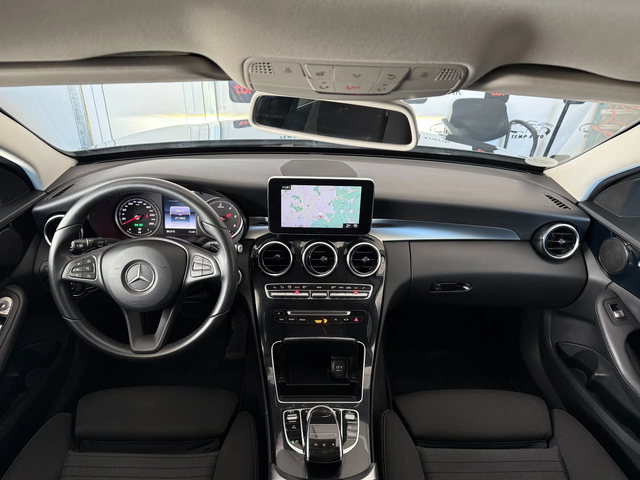 Mercedes-Benz C 220 4Matic* СЕРВИЗНА КНИЖКА С ПЪЛНА ИСТОРИЯ В МЕРЦЕДЕС - автомобили, коли, обяви за нови и употребявани 8