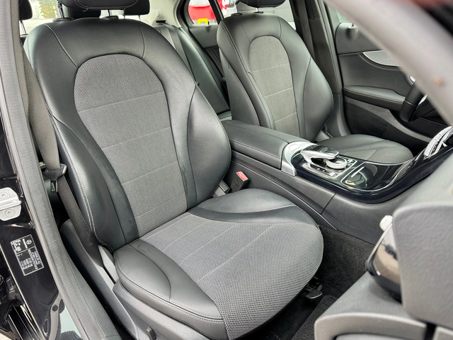 Mercedes-Benz C 220 d AMG Pack - автомобили, коли, обяви за нови и употребявани 9