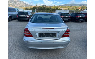 mercedes-benz-c-220 - 4