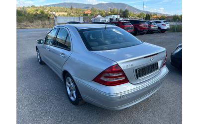 mercedes-benz-c-220 - 5