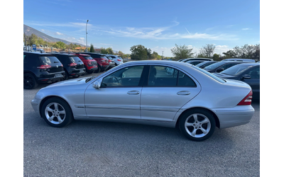 Mercedes-Benz C 220 2.2CDI* 143к.с* АВТОМАТИК* КСЕНОН* ПОДГРЕВ - автомобили, коли, обяви за нови и употребявани 6