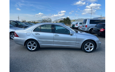 Mercedes-Benz C 220 2.2CDI* 143к.с* АВТОМАТИК* КСЕНОН* ПОДГРЕВ - автомобили, коли, обяви за нови и употребявани 7