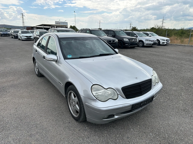 Mercedes-Benz C 220 2.2CDI* 143к.с* АВТОМАТИК - автомобили, коли, обяви за нови и употребявани 2