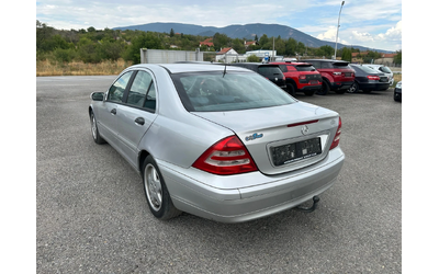 mercedes-benz-c-220 - 4