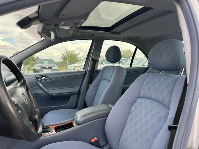 Mercedes-Benz C 220 2.2CDI* 143к.с* АВТОМАТИК - автомобили, коли, обяви за нови и употребявани 6