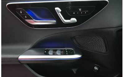 Mercedes-Benz C 220 T d AMG - автомобили, коли, обяви за нови и употребявани 7