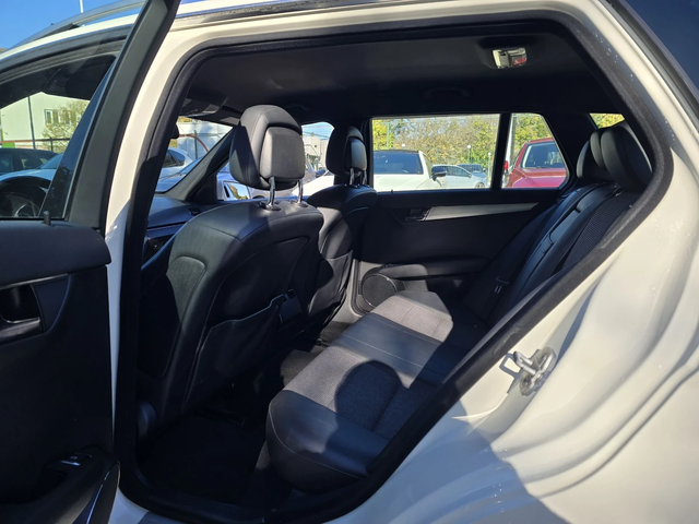 Mercedes-Benz C 220 2.2CDI 170к.с AMG - автомобили, коли, обяви за нови и употребявани 10