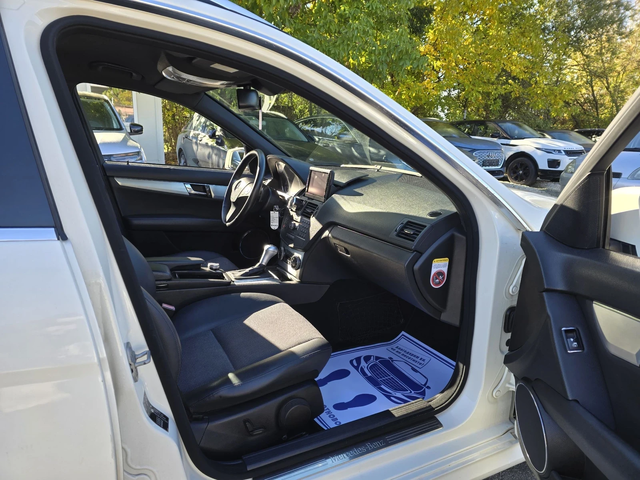 Mercedes-Benz C 220 2.2CDI 170к.с AMG - автомобили, коли, обяви за нови и употребявани 12