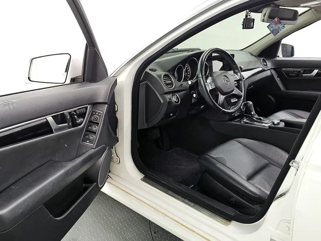 Mercedes-Benz C 220 Cdi 4Matic Edition C - автомобили, коли, обяви за нови и употребявани 9