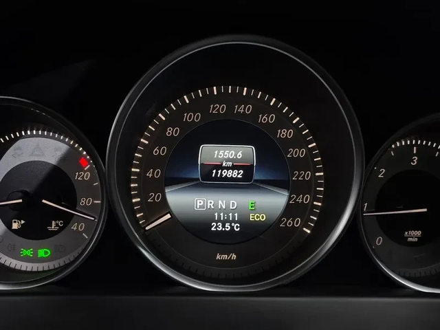 Mercedes-Benz C 220 Cdi 4Matic Edition C - автомобили, коли, обяви за нови и употребявани 7