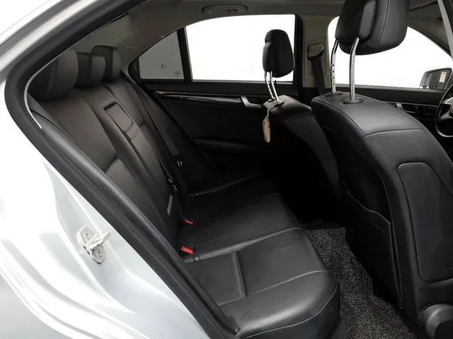 Mercedes-Benz C 220 CDI - автомобили, коли, обяви за нови и употребявани 11