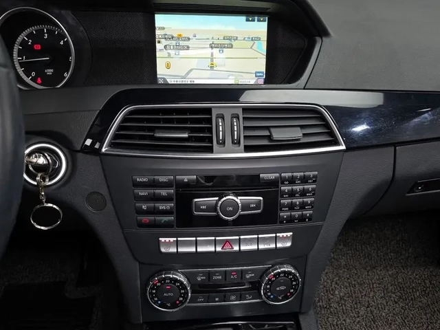 Mercedes-Benz C 220 CDI - автомобили, коли, обяви за нови и употребявани 14