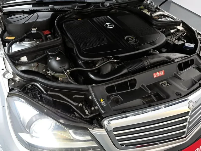 Mercedes-Benz C 220 CDI - автомобили, коли, обяви за нови и употребявани 5