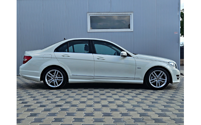 mercedes-benz-c-220 - 3