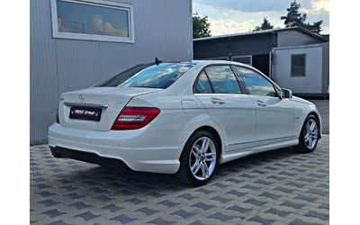 mercedes-benz-c-220 - 4