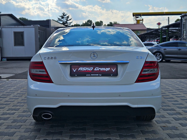 Mercedes-Benz C 220 AMG/AVANGARDE/FACE/GERMANY/PANORAMA/ADAPTIVE/LIZIN - автомобили, коли, обяви за нови и употребявани 5